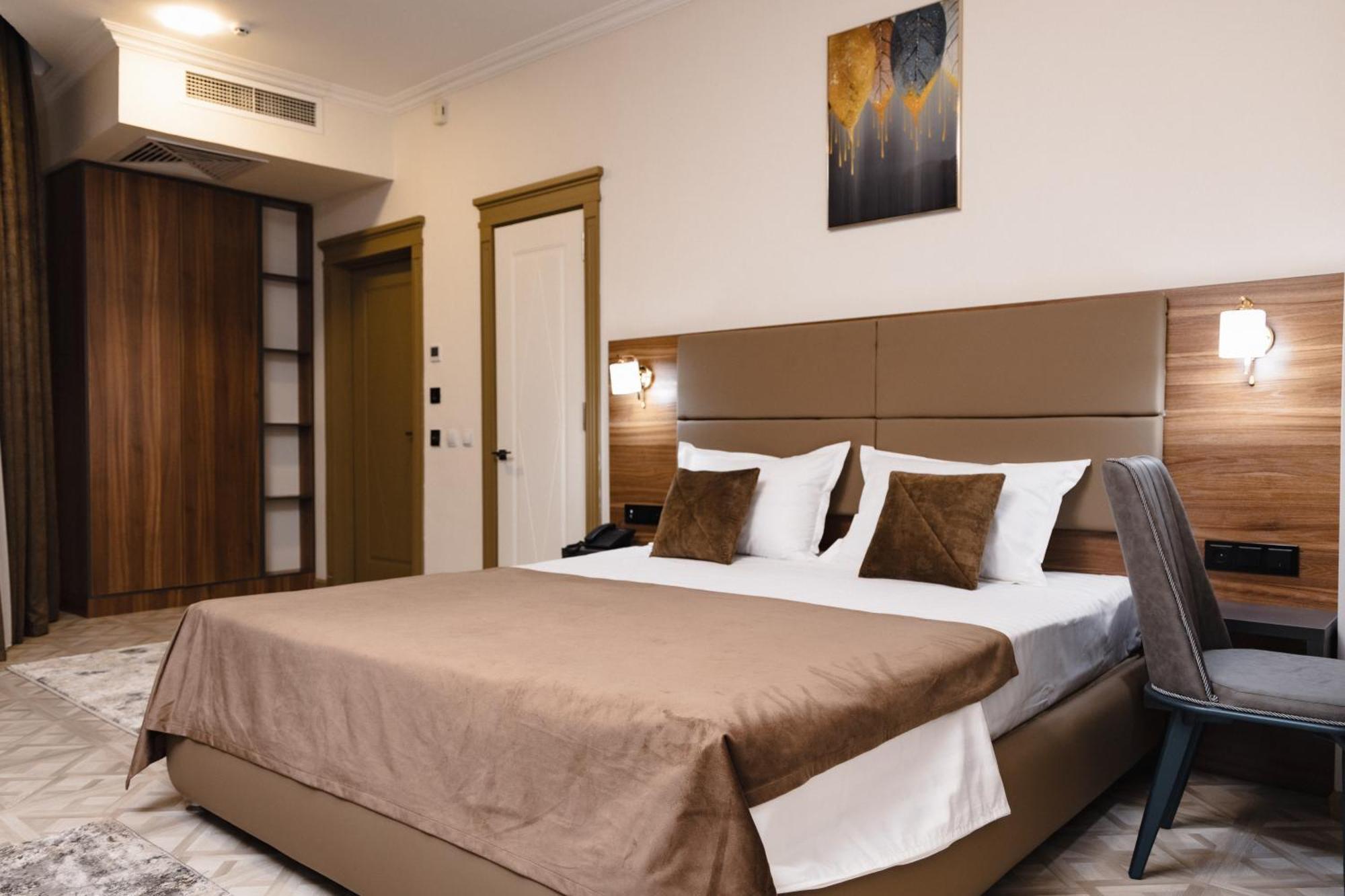 Art Royal Hotel Tasjkent Buitenkant foto
